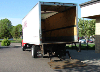 Lift Gate Deliveries in Minneapolis